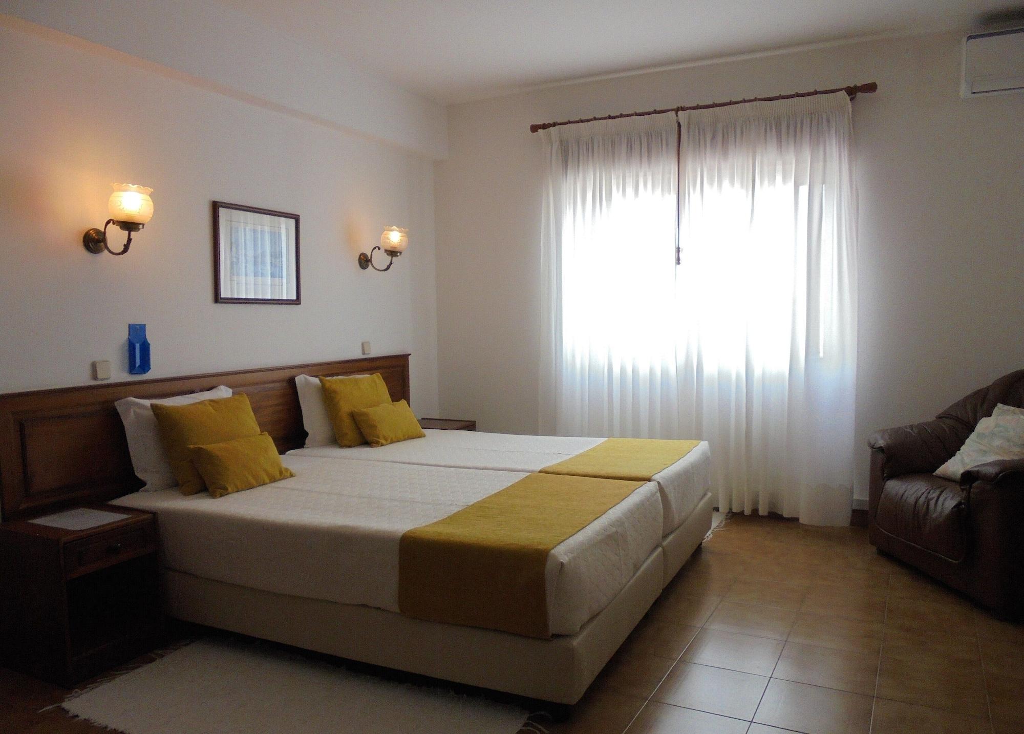 Boutique Hotel Marina S. Roque Lagos Zewnętrze zdjęcie