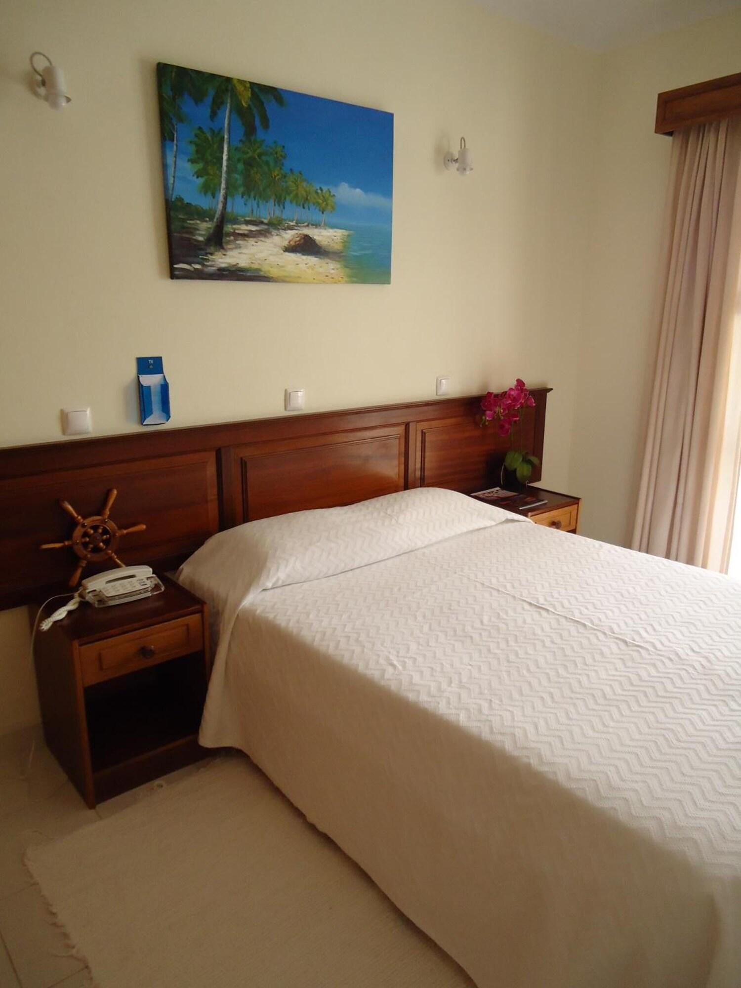 Boutique Hotel Marina S. Roque Lagos Zewnętrze zdjęcie