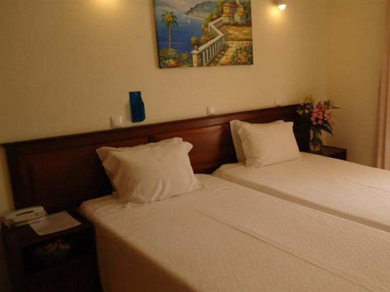 Boutique Hotel Marina S. Roque Lagos Zewnętrze zdjęcie
